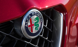 Автостёкла Alfa Romeo